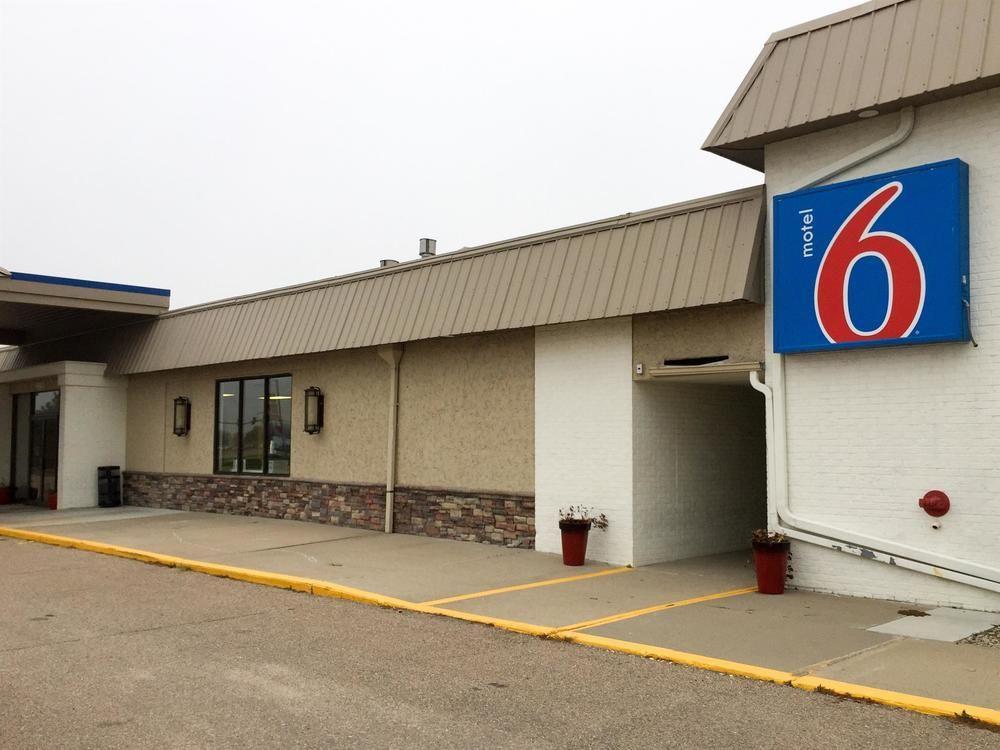 Motel 6-York, Ne Eksteriør billede
